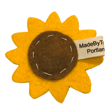 Load image into Gallery viewer, Felt Sunflower Cat Toy
